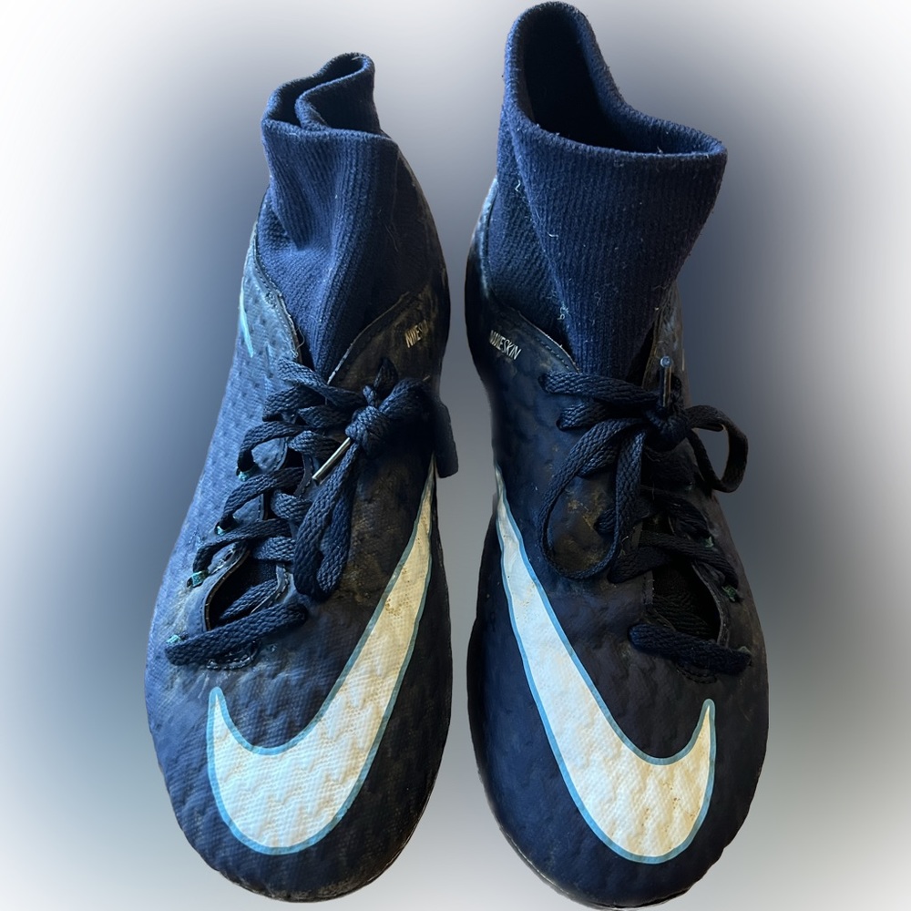Nike hypervenom youth soccer cleats